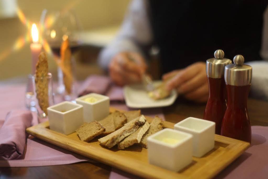 Garni-Hotel Goldenes Lamm Dudenhofen Zewnętrze zdjęcie
