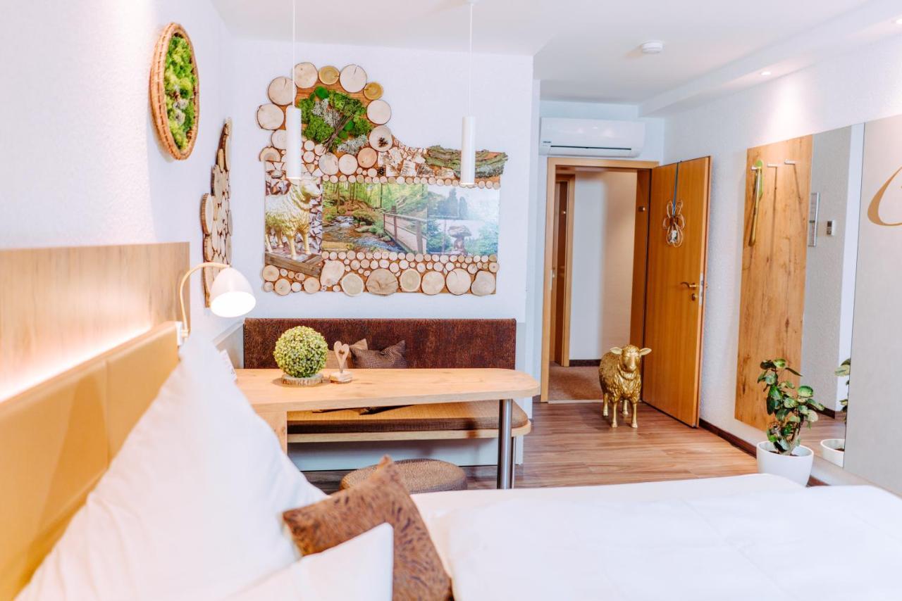 Garni-Hotel Goldenes Lamm Dudenhofen Zewnętrze zdjęcie