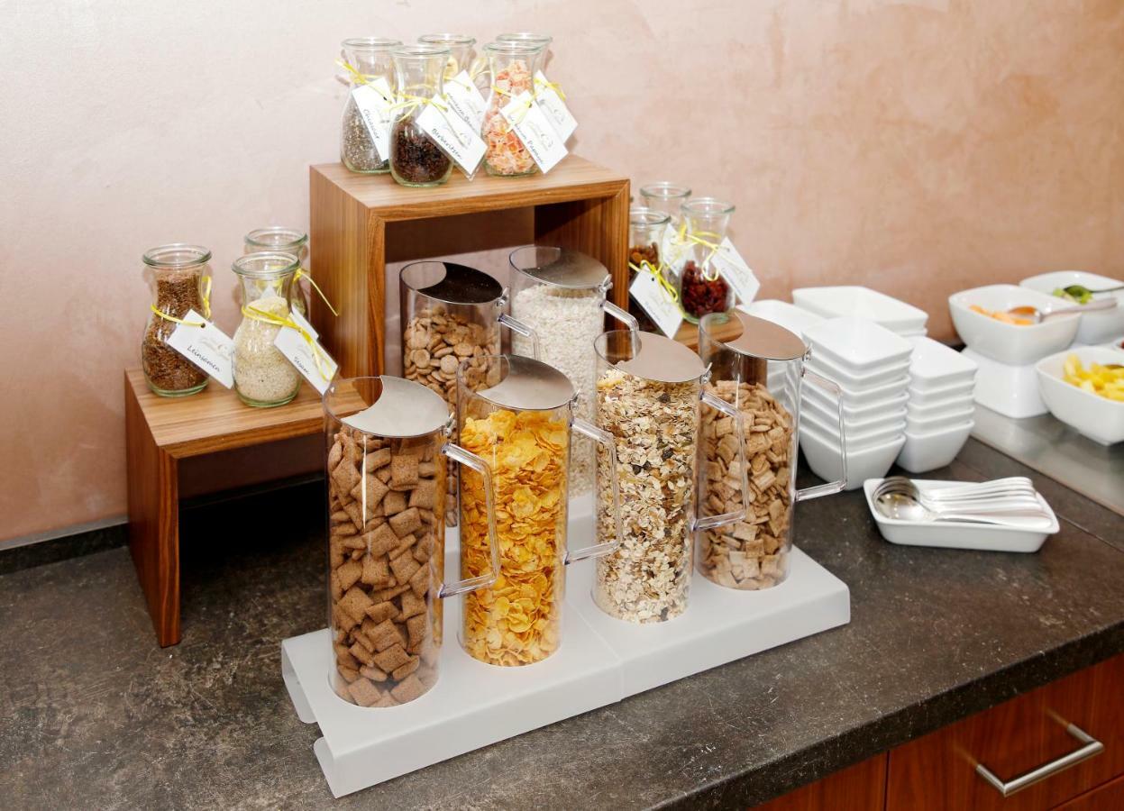 Garni-Hotel Goldenes Lamm Dudenhofen Zewnętrze zdjęcie