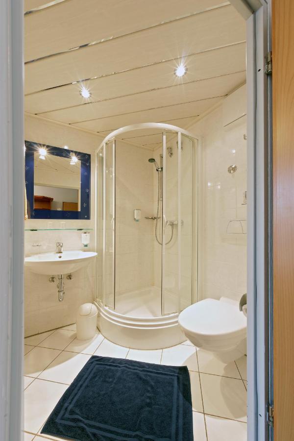 Garni-Hotel Goldenes Lamm Dudenhofen Pokój zdjęcie